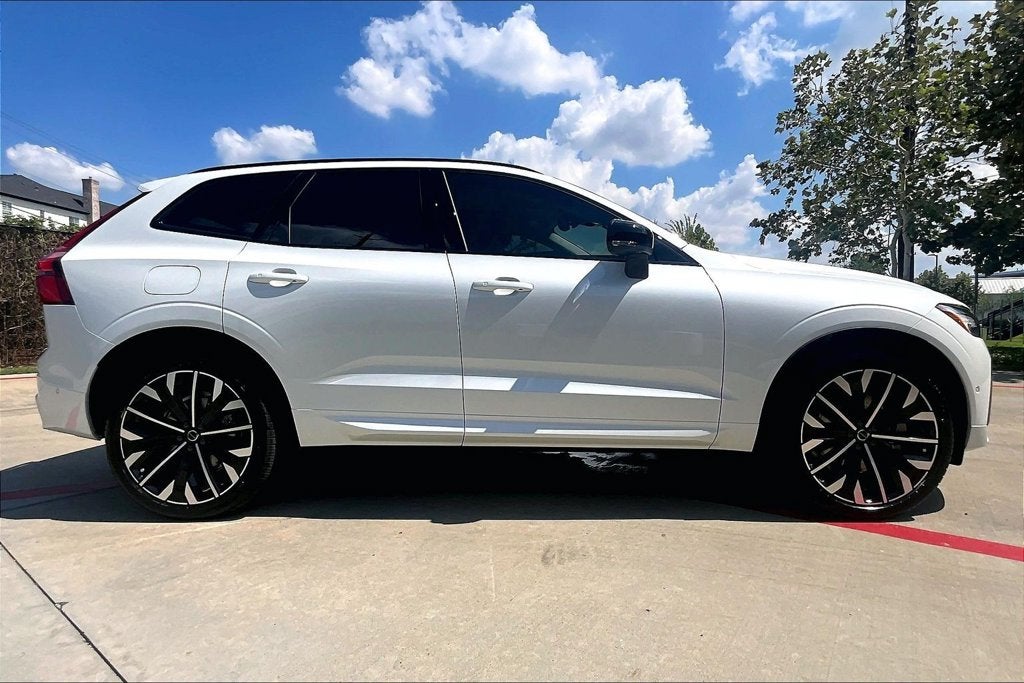 2027 Volvo XC60 Plug-In Hybrid T8 Ultra