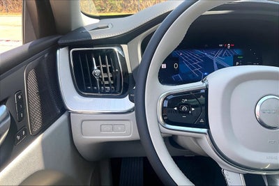2027 Volvo XC60 Plug-In Hybrid T8 Ultra