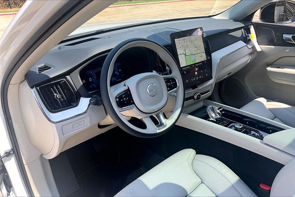 2027 Volvo XC60 Plug-In Hybrid T8 Ultra
