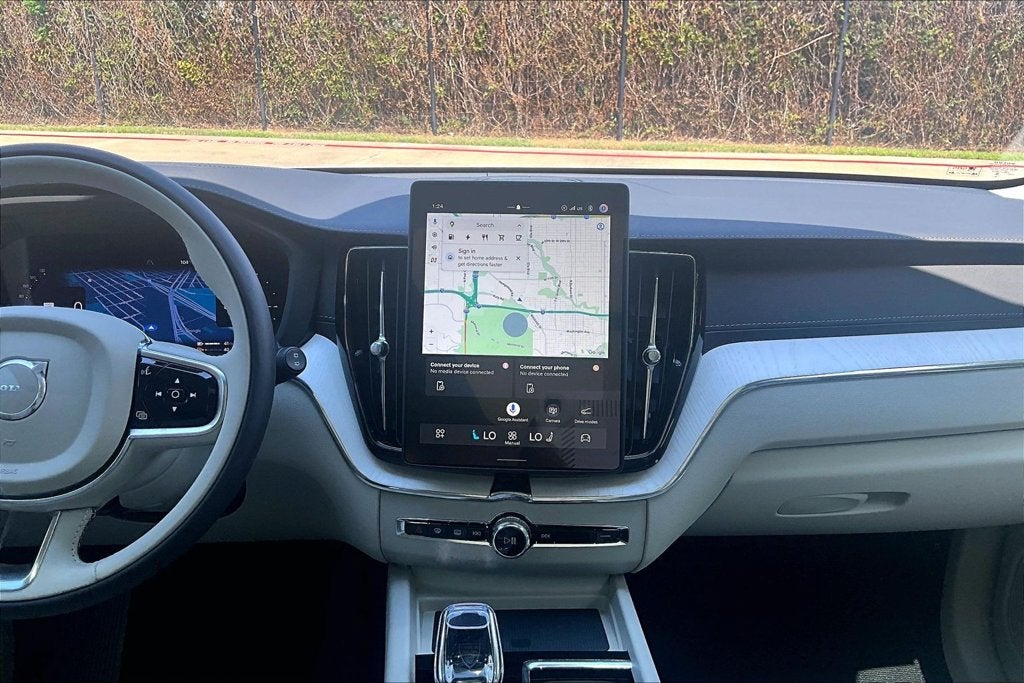 2027 Volvo XC60 Plug-In Hybrid T8 Ultra