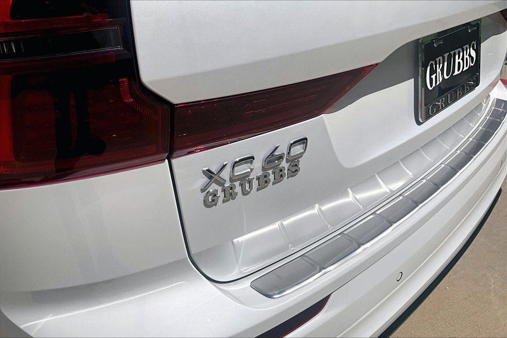 2027 Volvo XC60 Plug-In Hybrid T8 Ultra