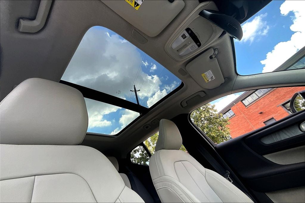 2026 Volvo XC40 B4 Plus