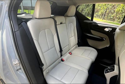 2026 Volvo XC40 B4 Plus