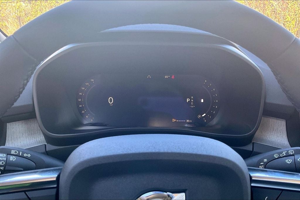 2026 Volvo XC40 B4 Plus