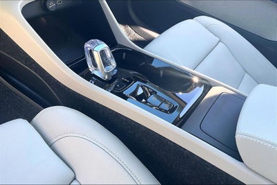 2026 Volvo XC40 B4 Plus