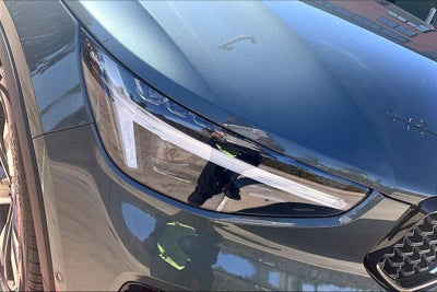 2026 Volvo XC40 B4 Plus