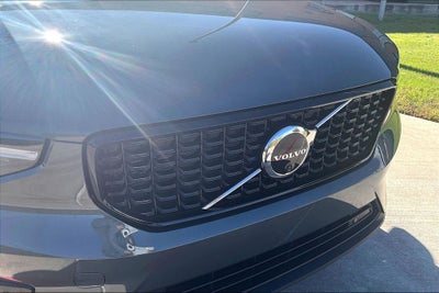 2026 Volvo XC40 B4 Plus