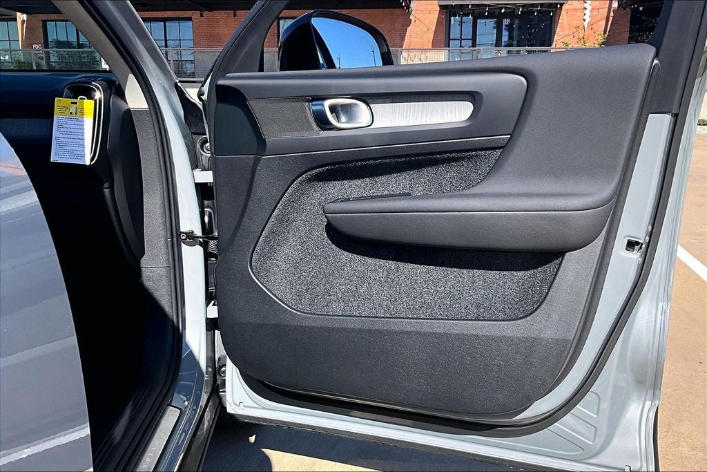 2026 Volvo XC40 B4 Core