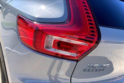 2026 Volvo XC40 B4 Core