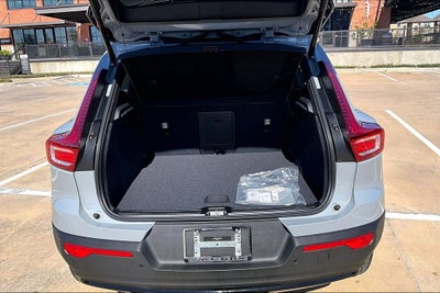 2026 Volvo XC40 B4 Core