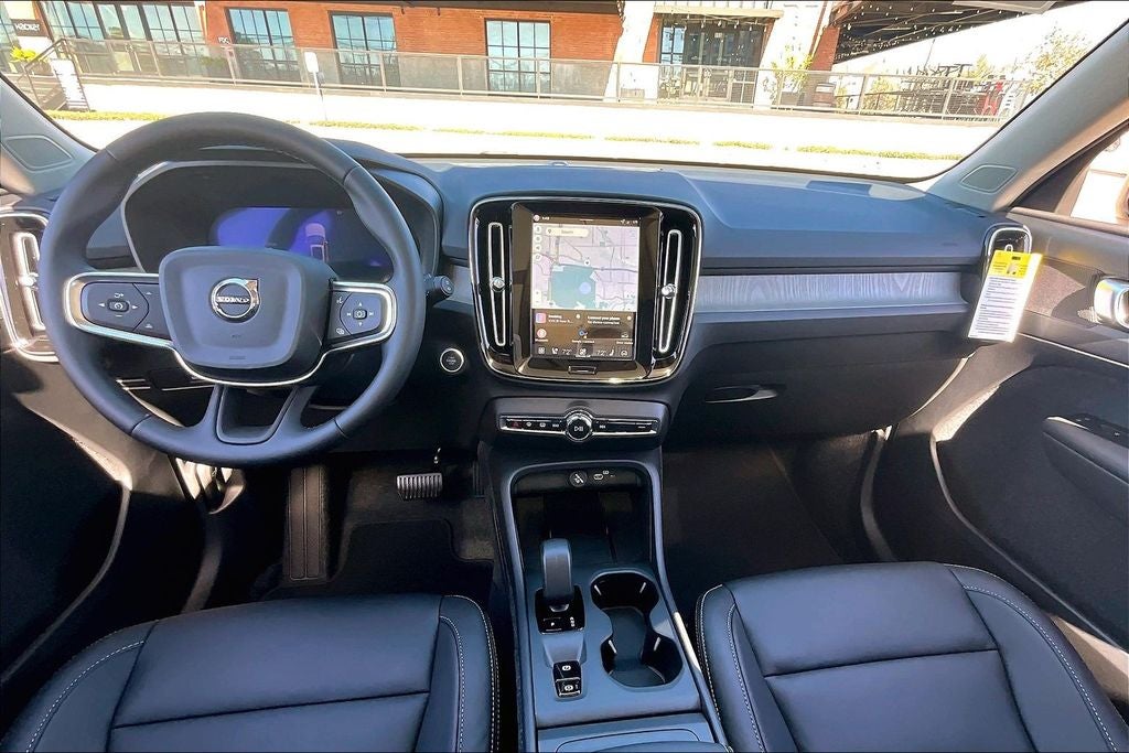 2026 Volvo XC40 B4 Core