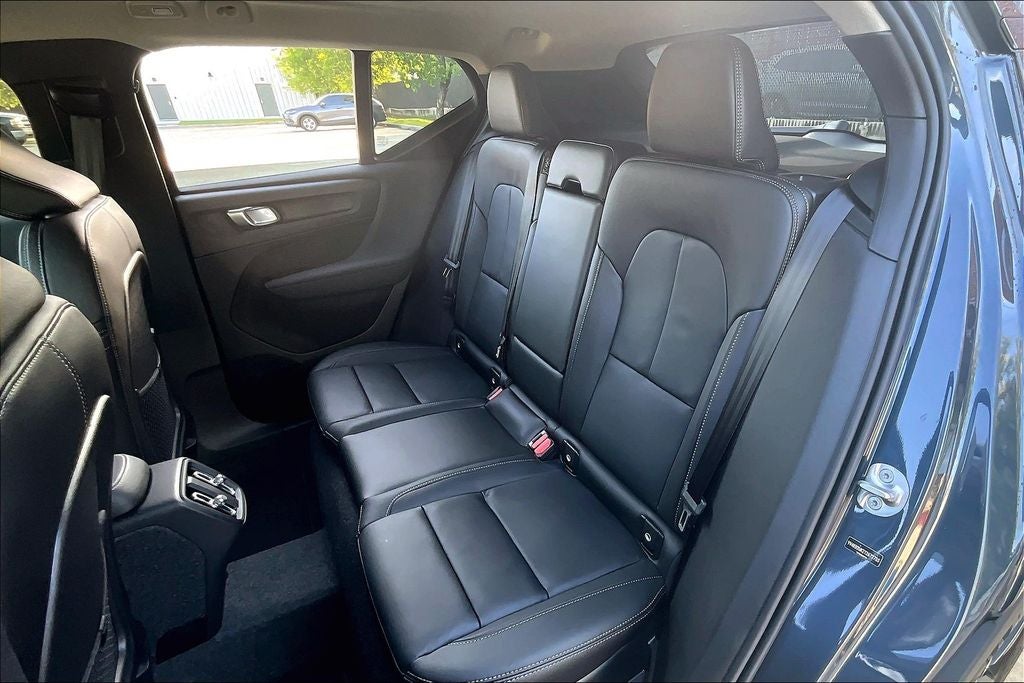 2026 Volvo XC40 B4 Core