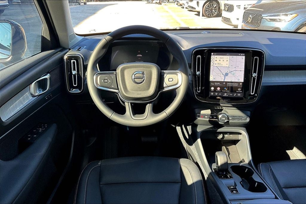 2026 Volvo XC40 B4 Core