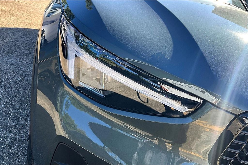 2026 Volvo XC40 B4 Core