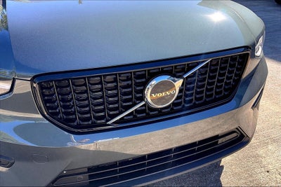 2026 Volvo XC40 B4 Core