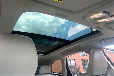 2023 Volvo XC60 B5 Ultimate Bright Theme
