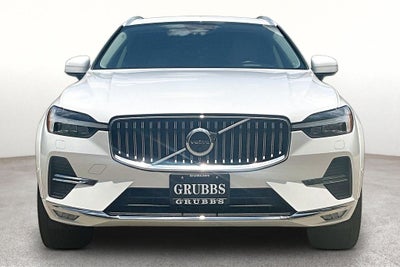 2023 Volvo XC60 B5 Ultimate Bright Theme