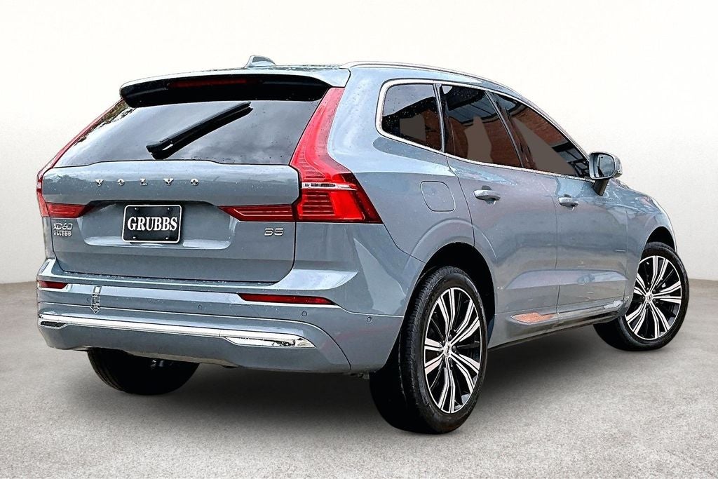 2023 Volvo XC60 B5 Plus Bright Theme