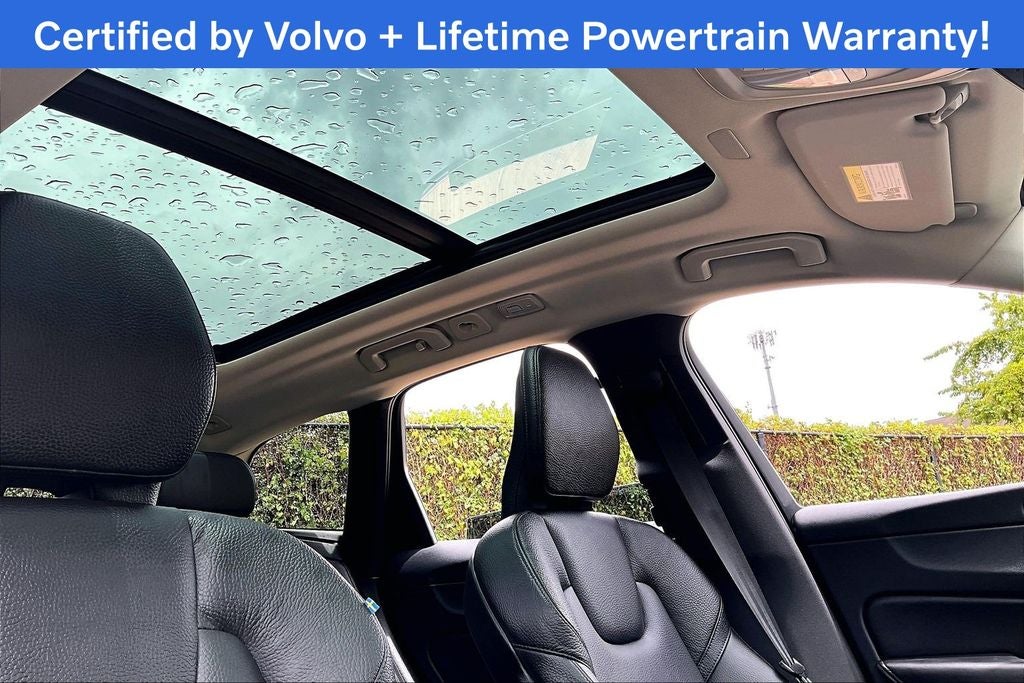 2023 Volvo XC60 B5 Plus Bright Theme