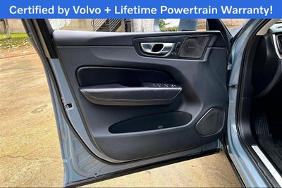 2023 Volvo XC60 B5 Plus Bright Theme