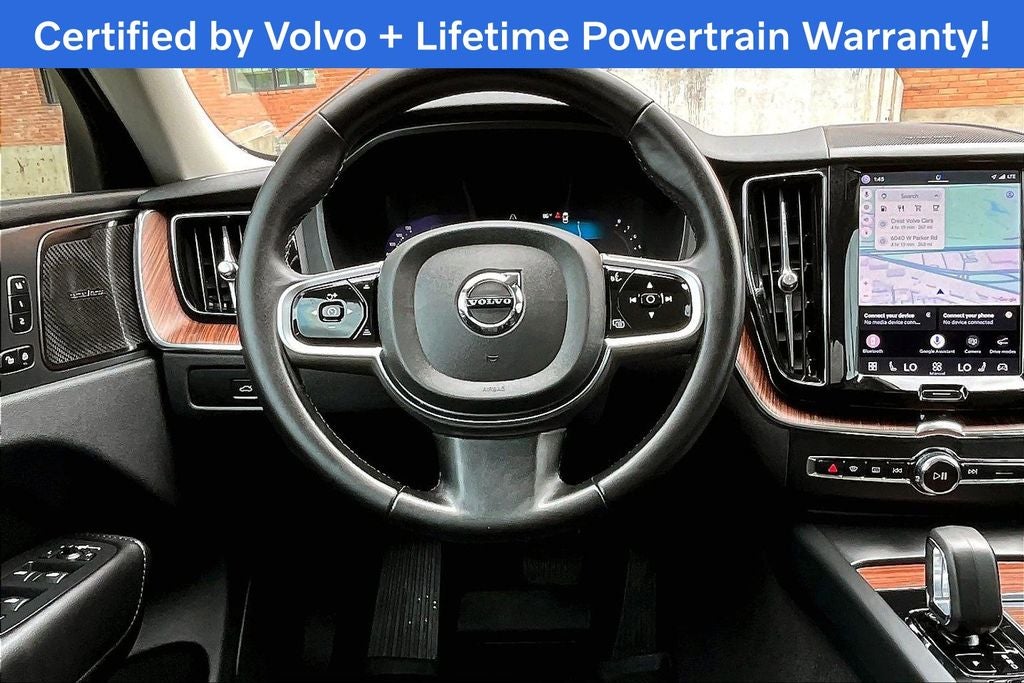 2023 Volvo XC60 B5 Plus Bright Theme
