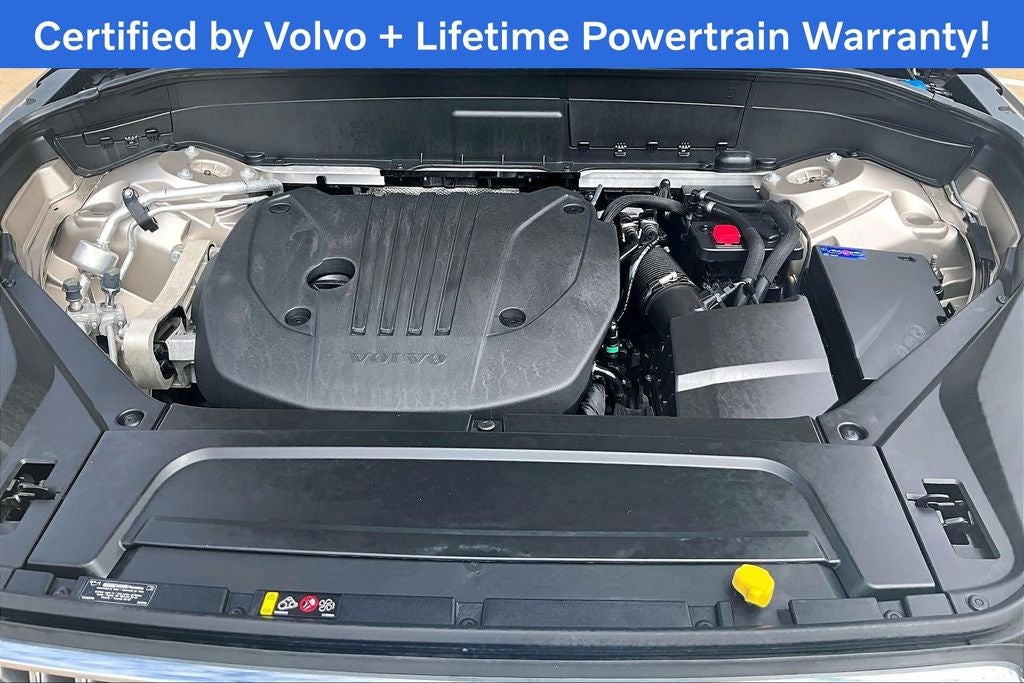 2024 Volvo XC90 B5 Plus