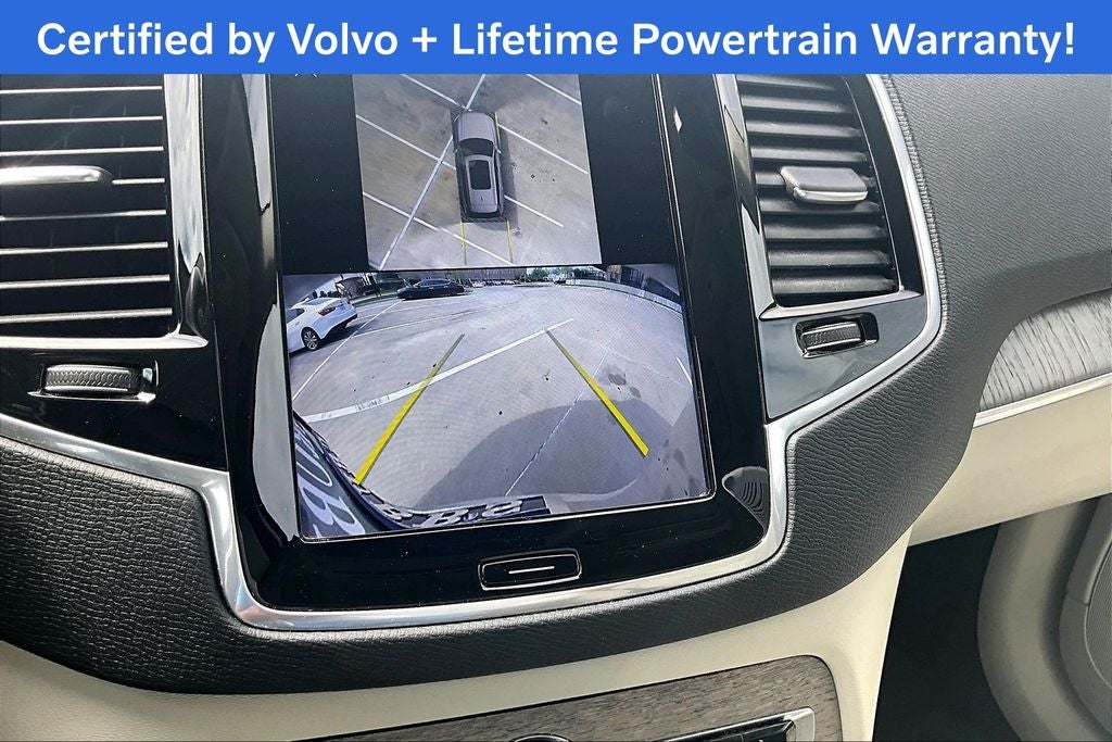 2024 Volvo XC90 B5 Plus