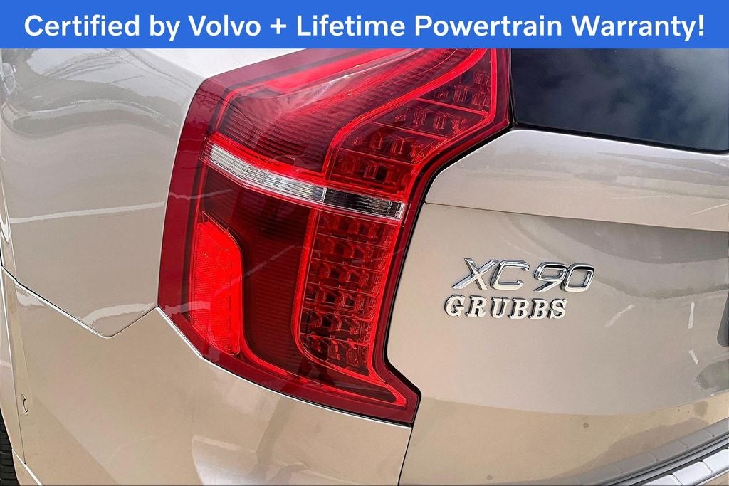 2024 Volvo XC90 B5 Plus