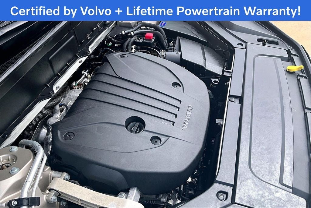 2024 Volvo XC90 B5 Plus