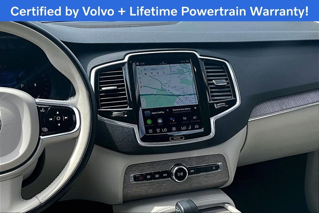 2024 Volvo XC90 B5 Plus