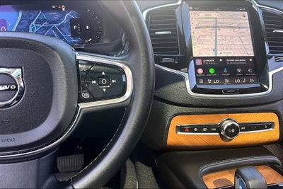 2024 Volvo XC90 B5 Plus
