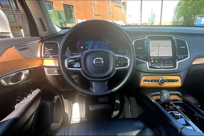 2024 Volvo XC90 B5 Plus