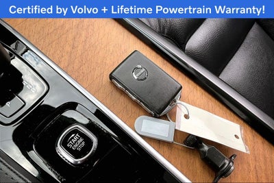 2024 Volvo XC90 B5 Plus