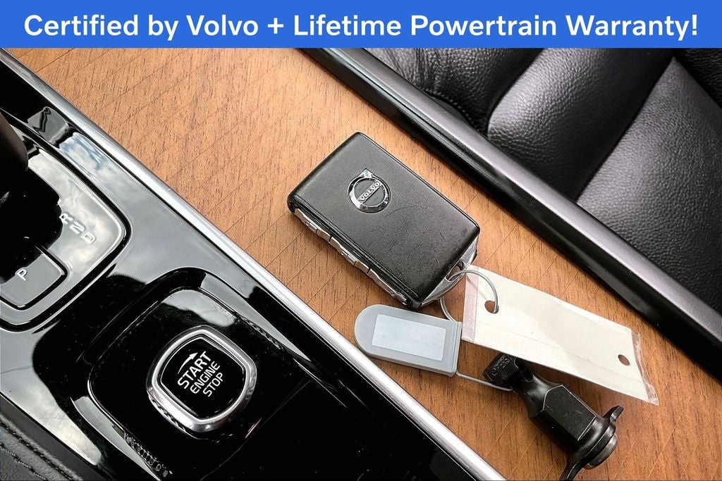 2024 Volvo XC90 B5 Plus