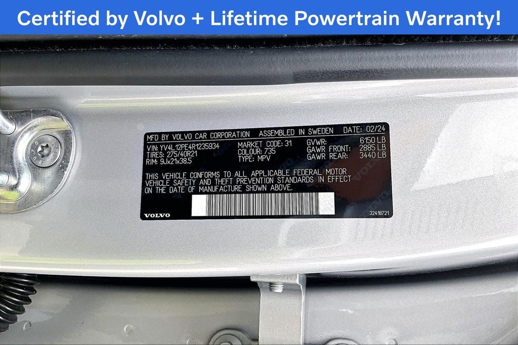 2024 Volvo XC90 B5 Plus