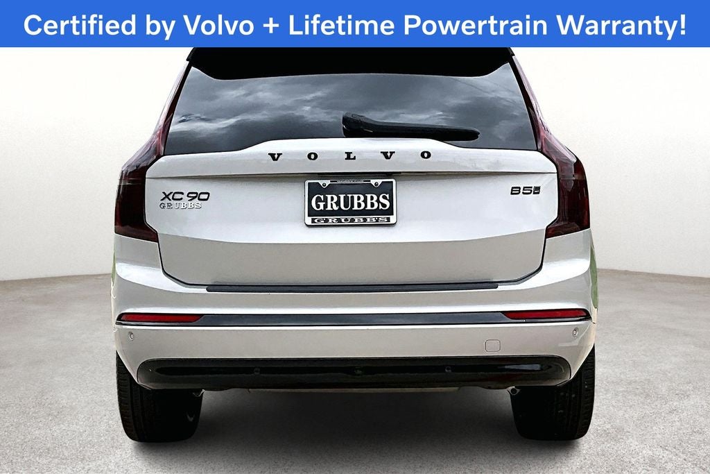 2024 Volvo XC90 B5 Plus
