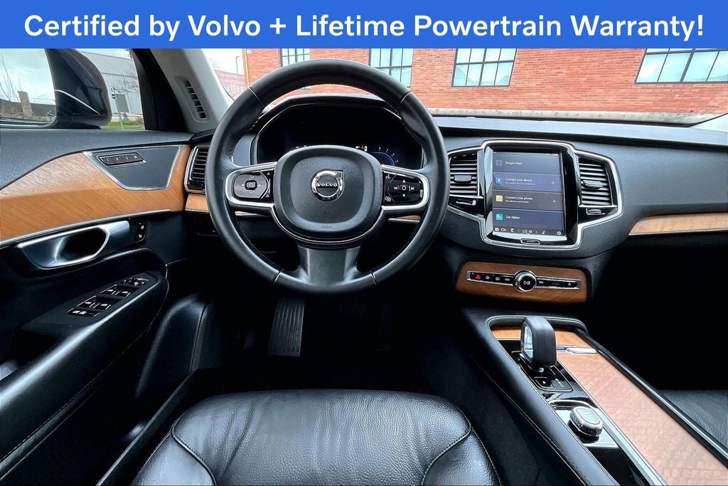 2024 Volvo XC90 B5 Plus