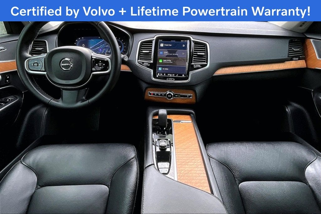 2024 Volvo XC90 B5 Plus