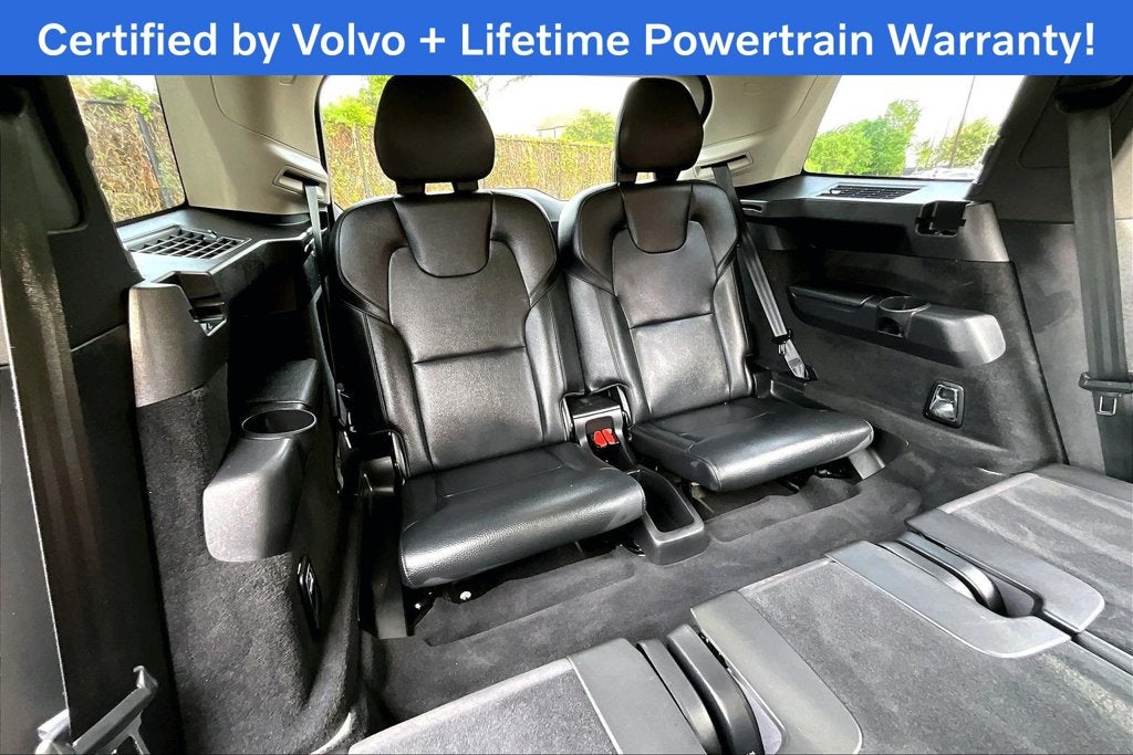 2024 Volvo XC90 B5 Plus