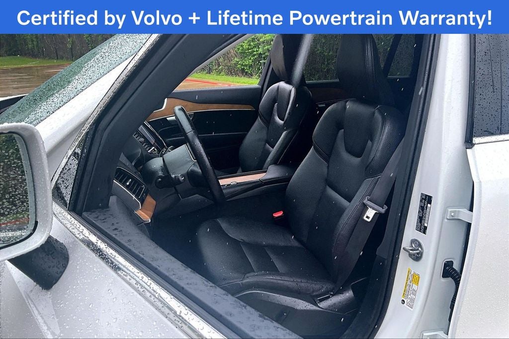 2023 Volvo XC90 B5 Plus