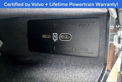 2023 Volvo XC90 B5 Plus