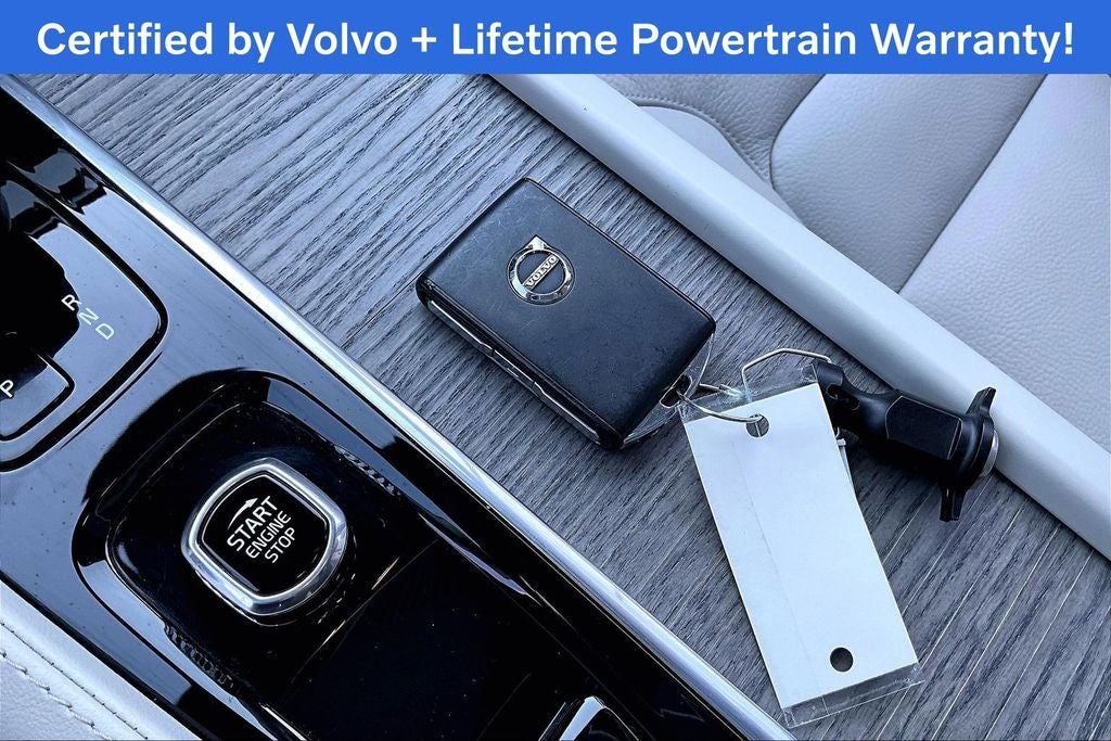 2023 Volvo XC90 B5 Plus