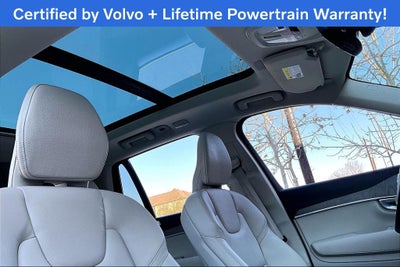 2023 Volvo XC90 B5 Plus
