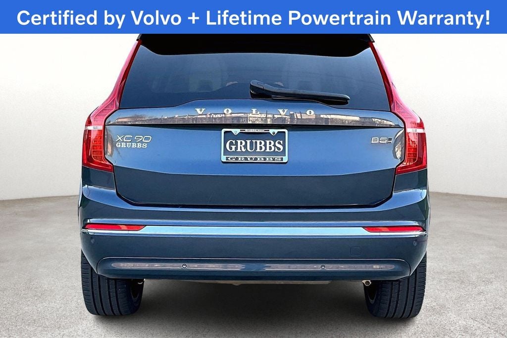 2023 Volvo XC90 B5 Plus