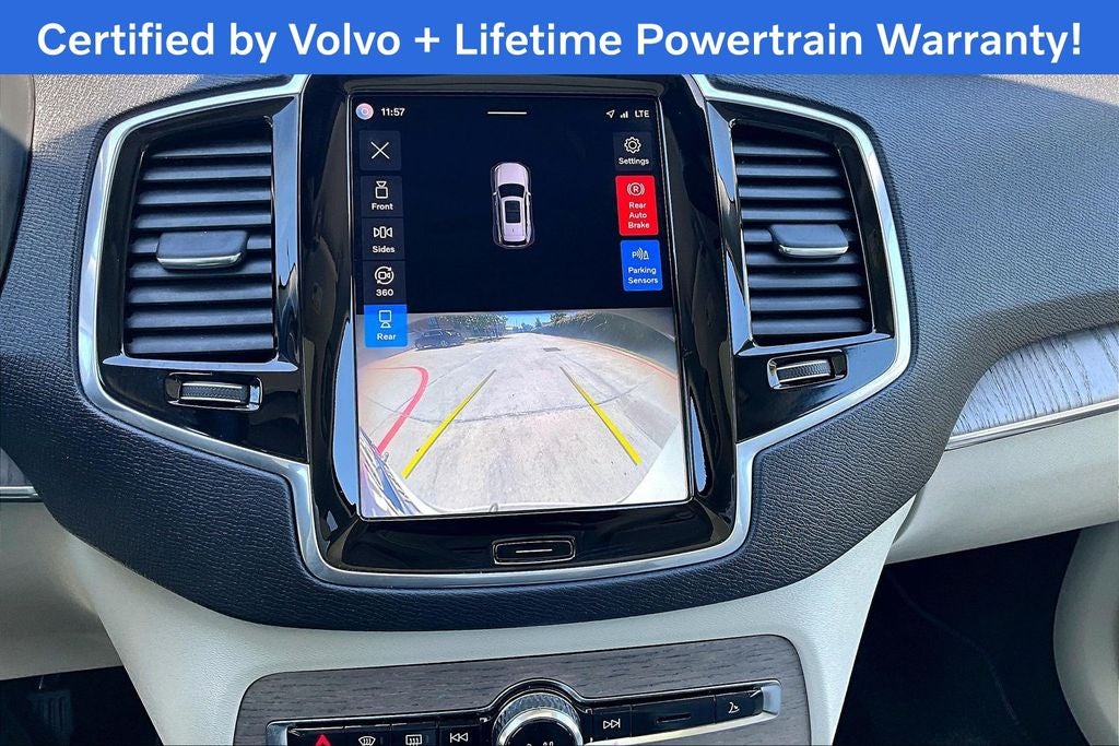 2023 Volvo XC90 B5 Plus