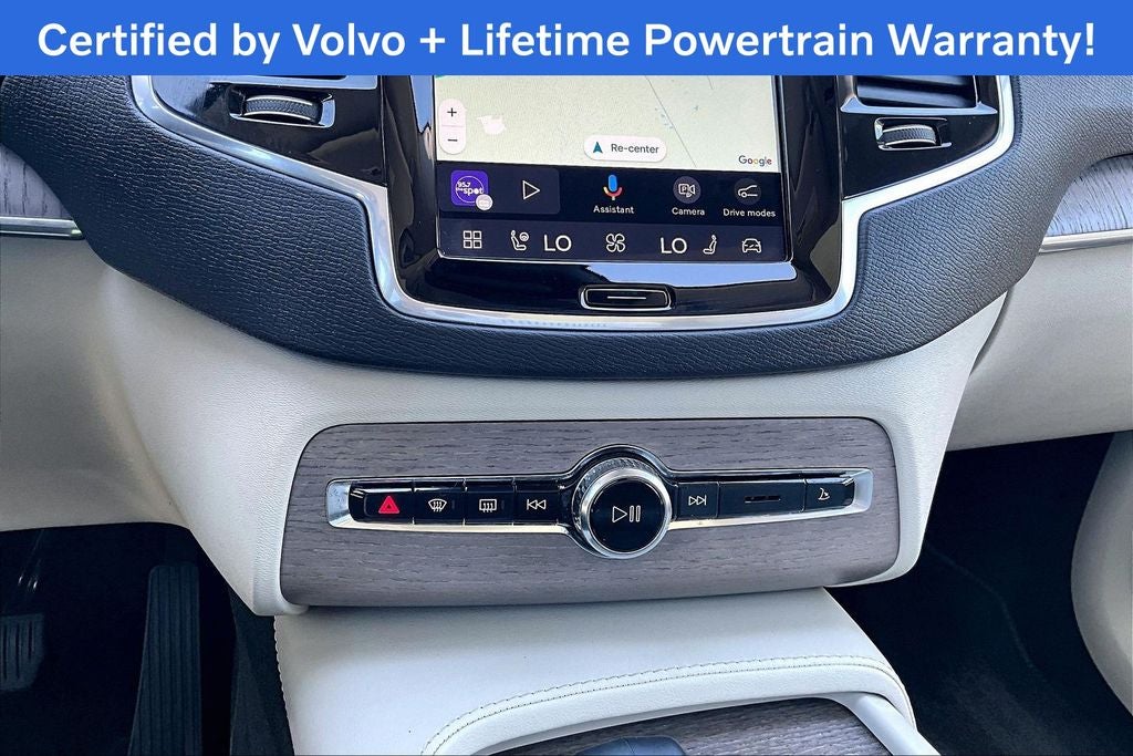 2023 Volvo XC90 B5 Plus