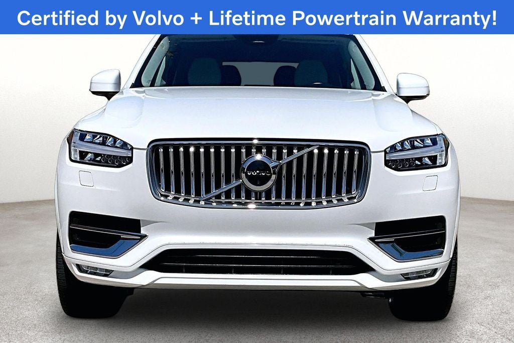 2023 Volvo XC90 B5 Plus