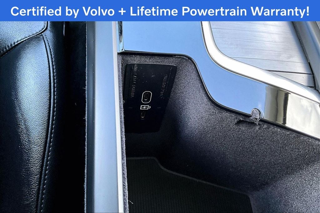 2023 Volvo XC90 B5 Core