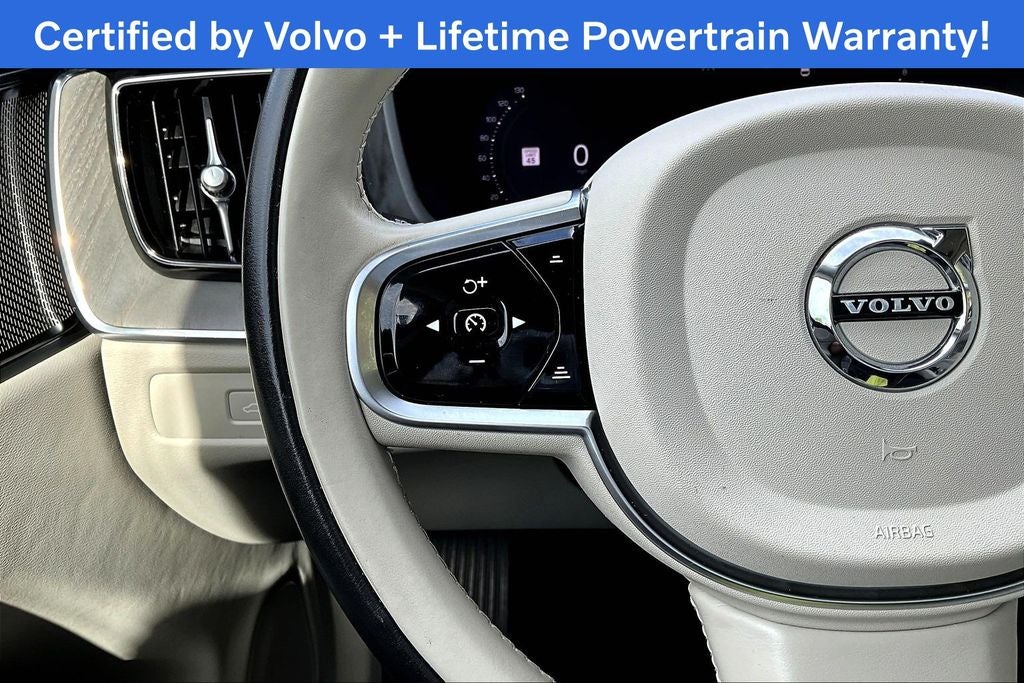 2023 Volvo XC60 B5 Ultimate Bright Theme