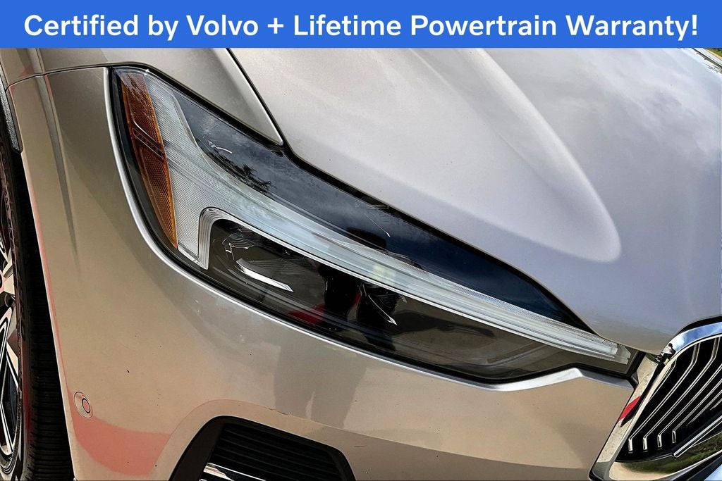 2023 Volvo XC60 B5 Ultimate Bright Theme